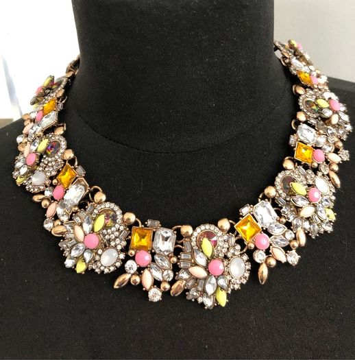 statement necklace