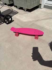 55cm Pink Skateboard