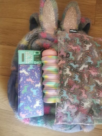 smiggles bundle