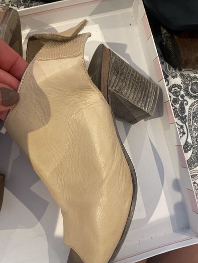 Carl Scarpa sandals