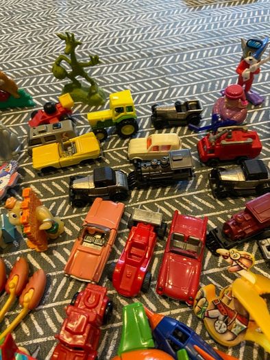Selection of vintage Kinder toys, collectors items