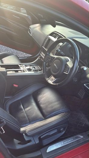 Jaguar XE 2018