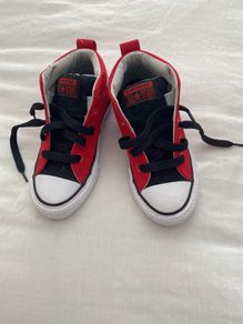 kids runners converse red size 11.5