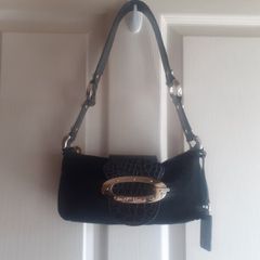 Guess  by Marciano Timeless Black Baguette Bag.