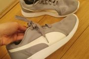 Puma grey runners