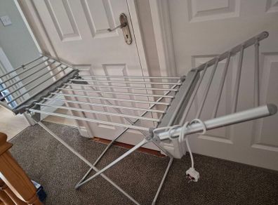 heated clothes airer