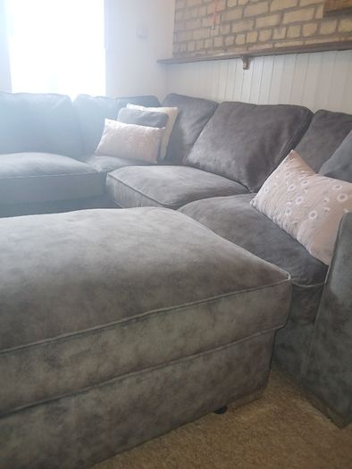 Corner suite