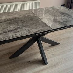 Dinning table
