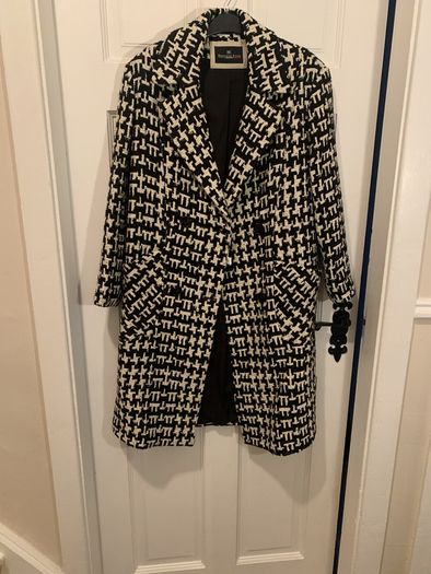 coat Bnwt designer brand Manuela Riva size 42. 12/14