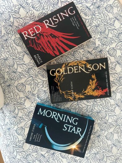 5 Books By Pierce Brown