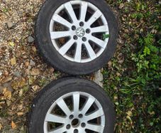 vw alloys 16s (2 wheels)