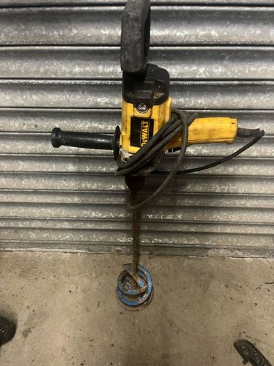 Dewalt mixing drill