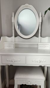 Dressing table