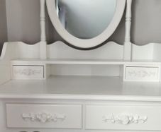 Dressing table