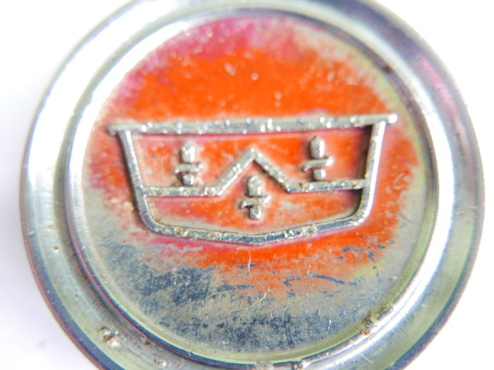 Ford Consul Round Emblem Badge