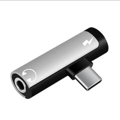 2 in 1 Audio 3.5mm and USB C adaptor