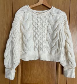 White jumper