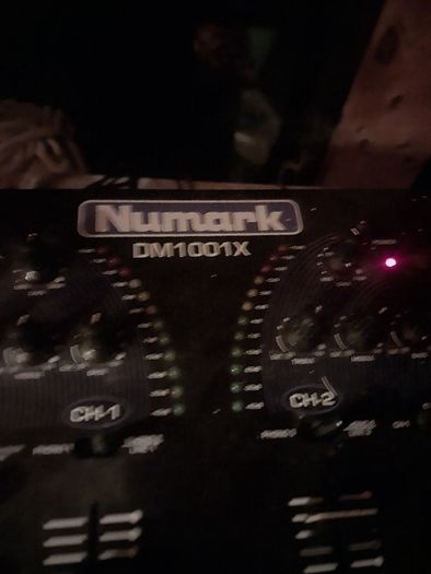 numark vinyl turntable decks