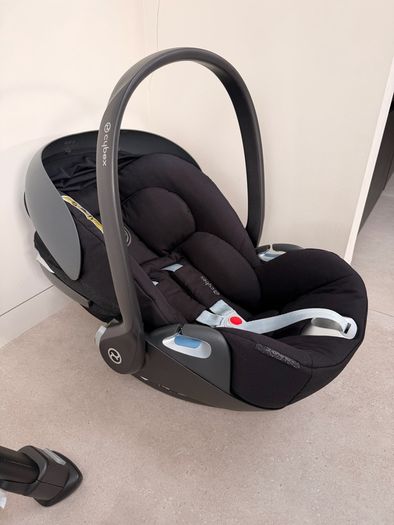Cybex Cloud Z Car Seat and Base