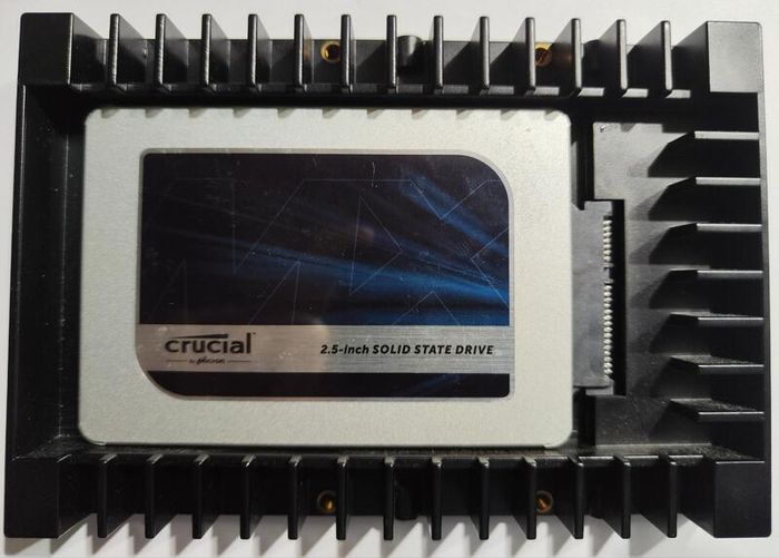 Crucial 2T