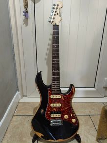 Yamaha eg 012