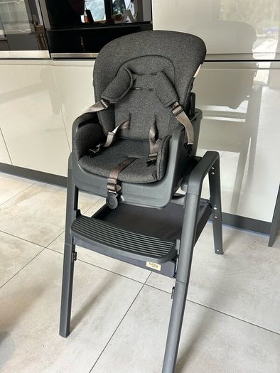 Tutti Bambini High Chair  Excellent Condition