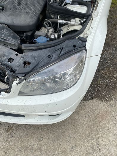 2011 Mercedes Benz C200 Breaking