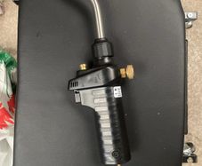 Mapp gas blow auto torch