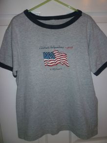 Boys Old Navy T-shirt Age 10 Grey.  Very Good Condition.