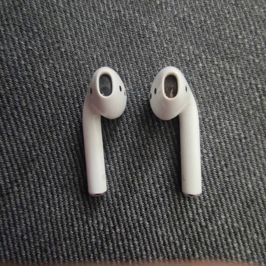 airpods 2 second generation