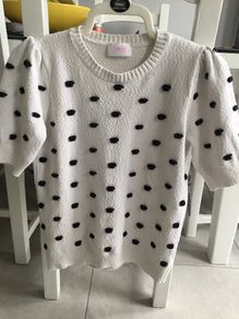 ladies Savida top. Size Small/ 8- 10
