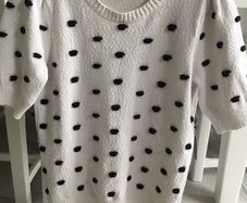 ladies Savida top. Size Small/ 8- 10