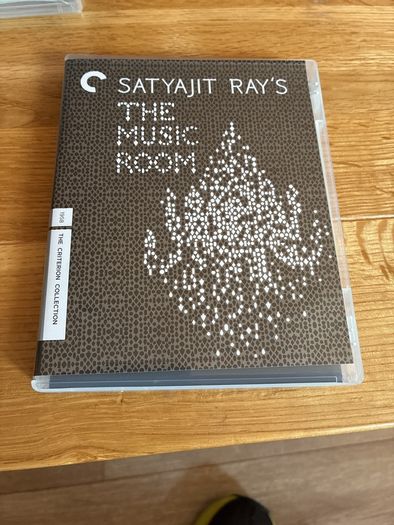 Criterion Collection Blu Ray. The music room
