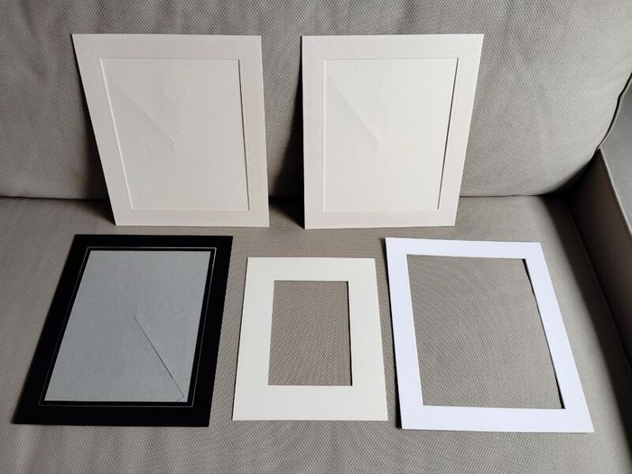 5 Photo mounts