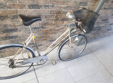 ladies city bike retro