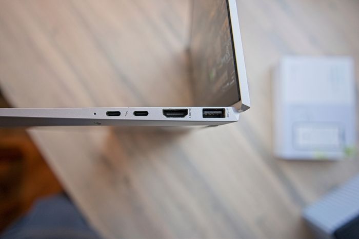 HP EliteBook x360 1030 G8 + HP Active Pen G3