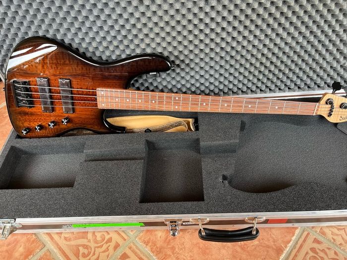 Sadowsky Customshop Masterbuilt