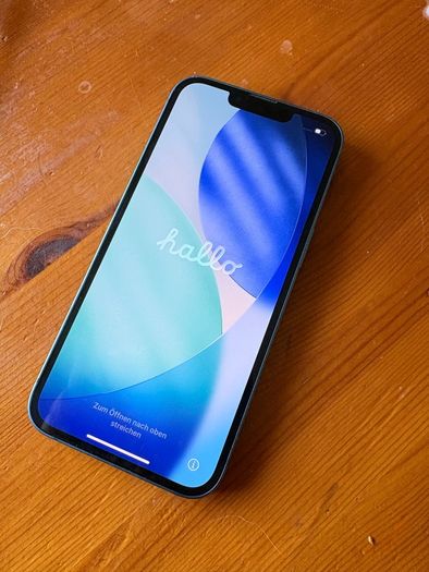 iPhone 13 128GB blue
