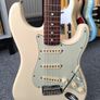 Fender Vintera 60's strat Image 2