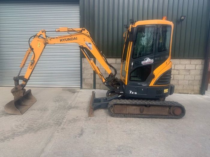 Hyundai 2.7 Roblex 2015