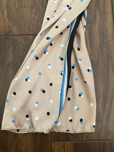 Gallery Scarf