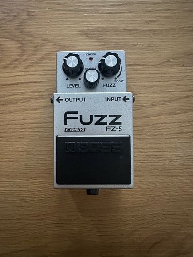 Boss FZ-5 Fuzz Pedal (Octavio, Muff, Fuzzface)
