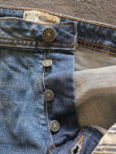 The Stronghold Selvedge Tapered Jeans Size 36, Leg 30