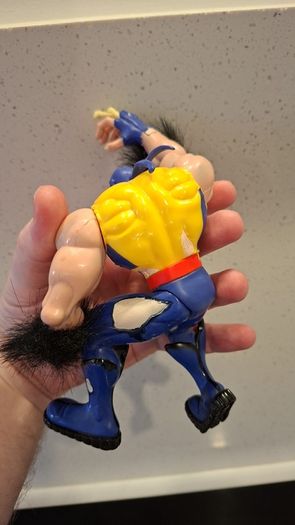Vintage X-Men ToyBiz Marvel Bone Claws Wolverine Figure RARE deluxe figure