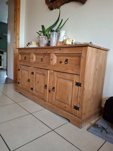 side board