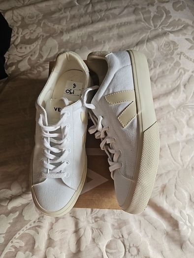 veja pierre white canvas 41