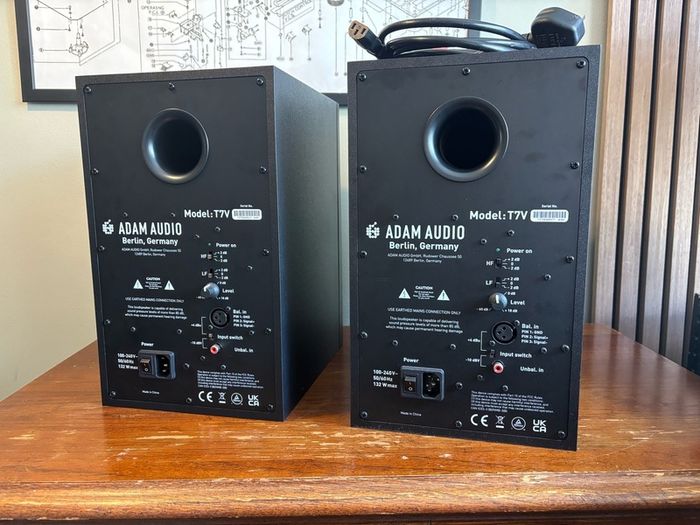 Audio Monitor ADAM T7V