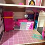 LOL dollhouse and over 15 dolls over various sizes Image 5