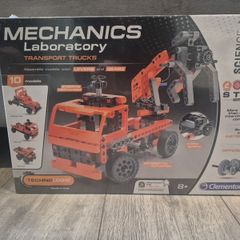 Mechanics Laboratory Transport Trucks (Science Museum Clementoni) Brand new, sealed box