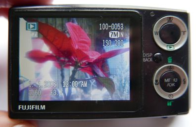 Fujifilm FinePix Z10fd 7.2 MP Digital Camera Black + SD Card- Working